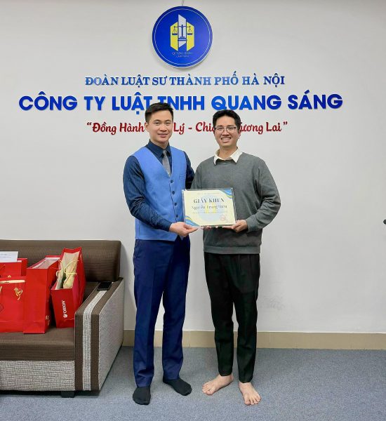 CHUNG HỘ KHẨU CÓ ĐƯỢC HƯỞNG THỪA KẾ NHÀ ĐẤT KHÔNG?